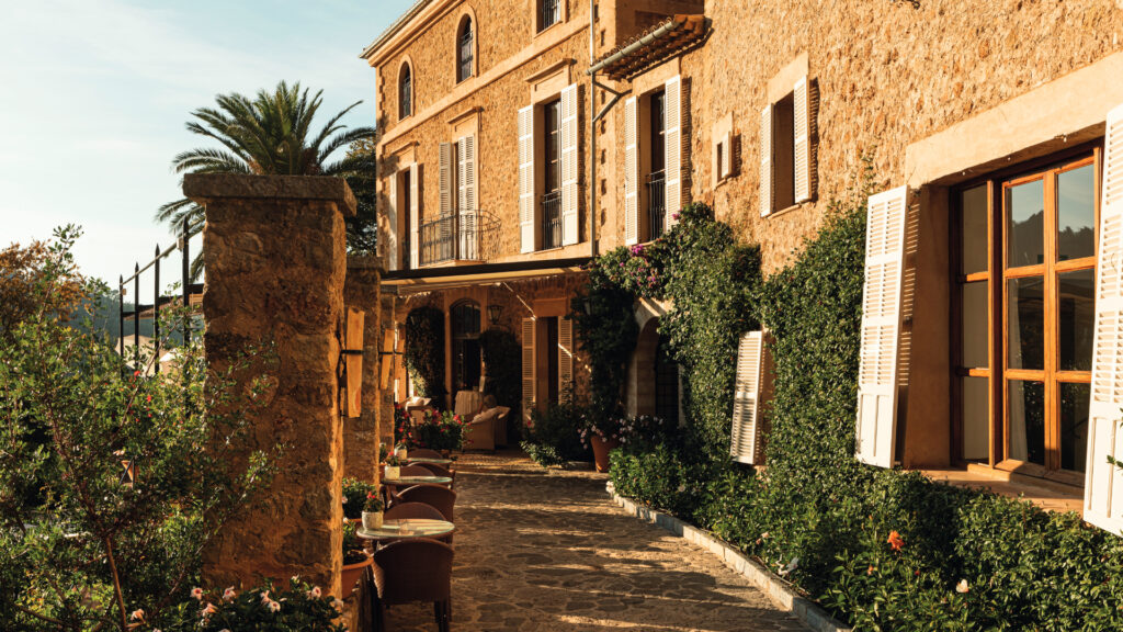 Artists-in-Residencia-1-Robb-Report-Italia