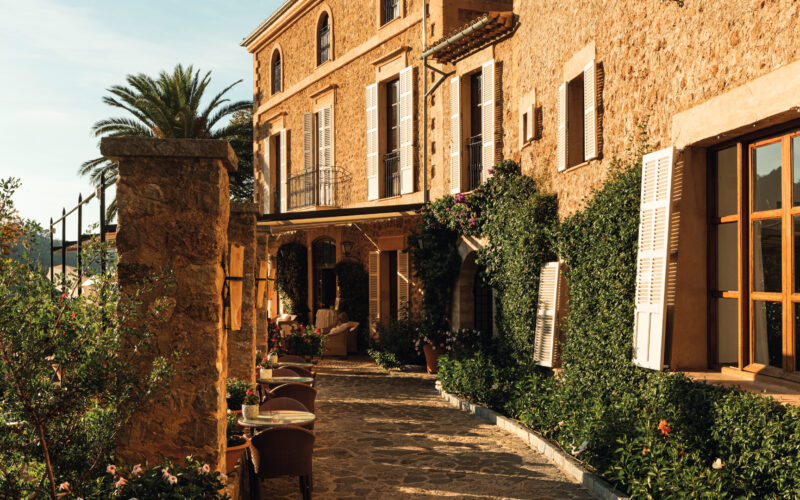 Artists-in-Residencia-1-Robb-Report-Italia