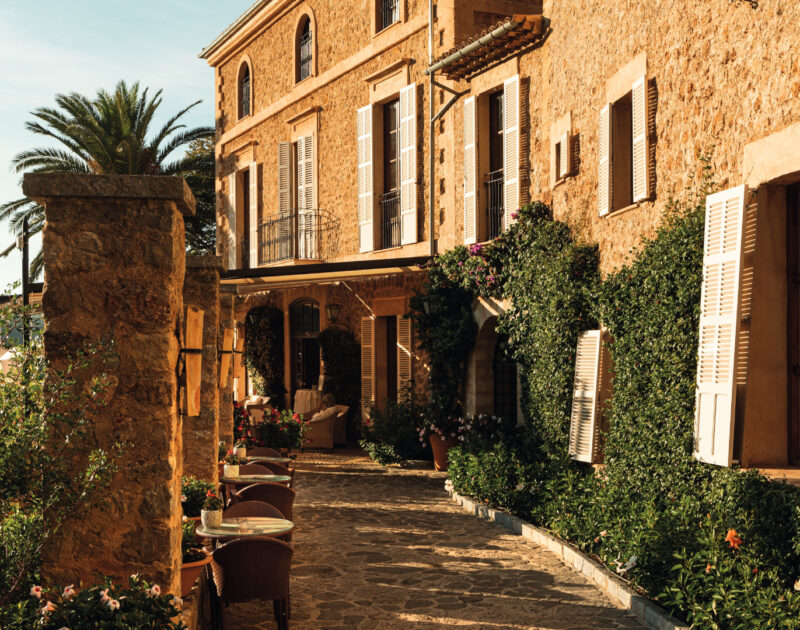 Artists-in-Residencia-1-Robb-Report-Italia