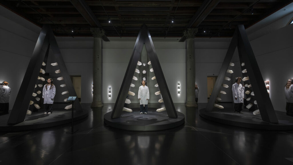 Marina-Abramović-1-Robb-Report-Italia
