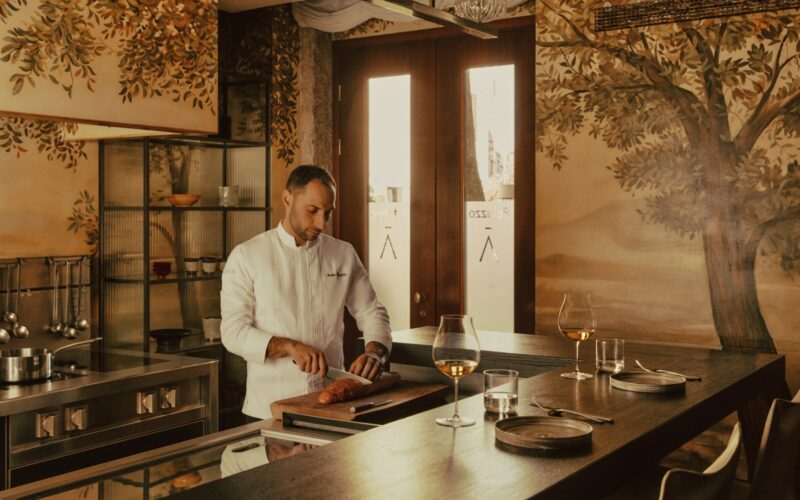 Palazzo-Kitchen-Table-4-Robb-Report-Italia