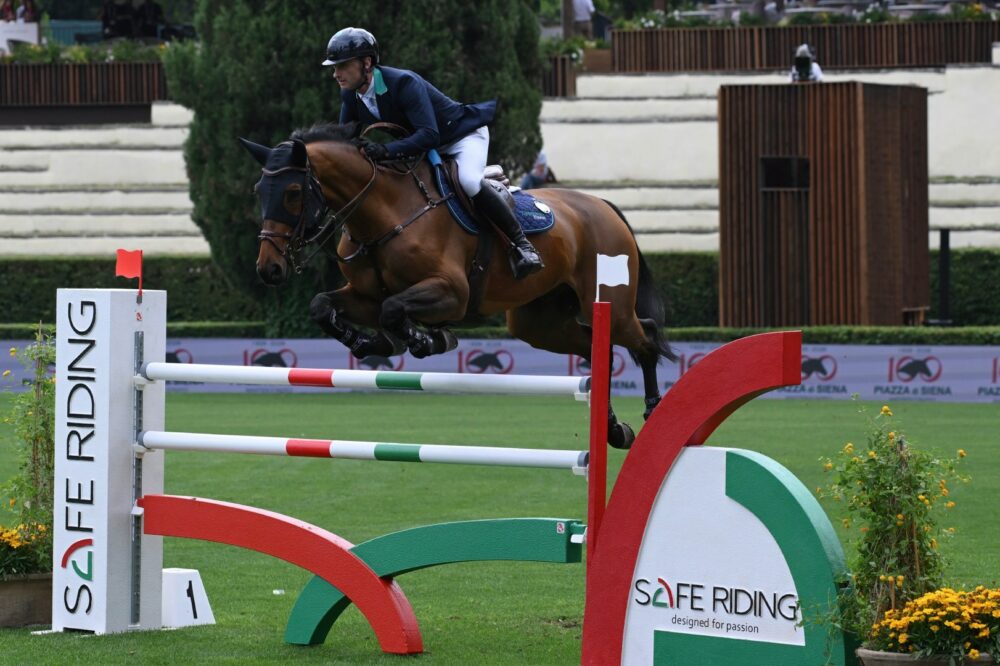 Piazza-di-Siena-1-Robb-Report-Italia