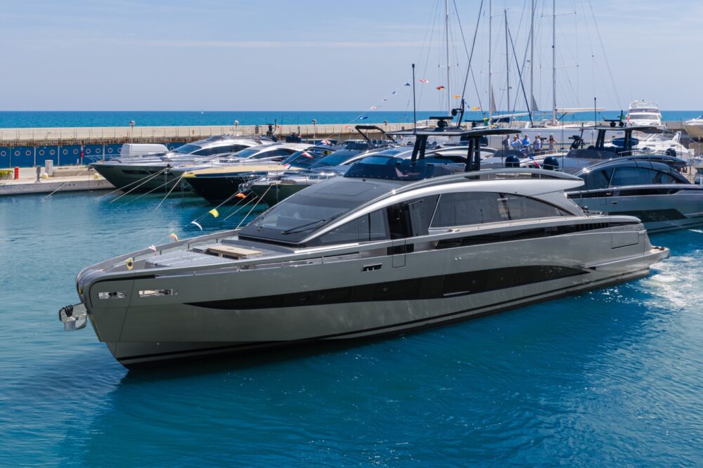 GTX90-1-Robb-Report-Italia