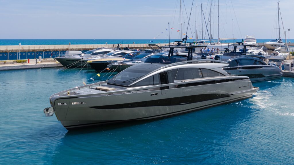 GTX90-1-Robb-Report-Italia