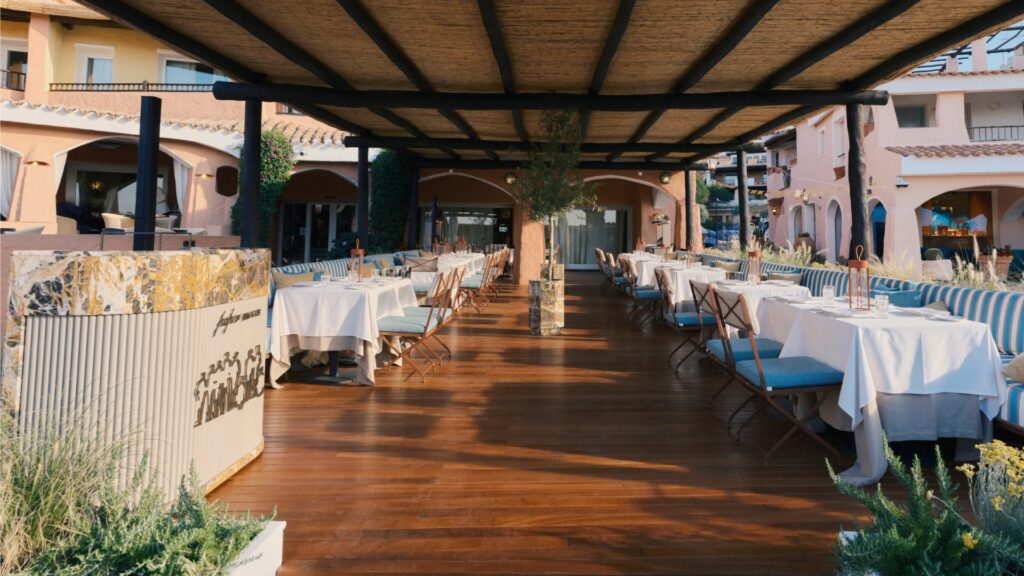 Paper-Moon-1-Robb-Report-Italia