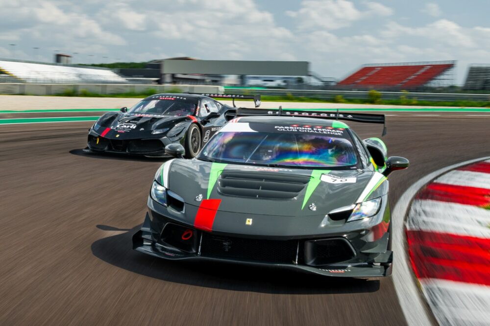 Rossocorsa-Racing-1-Robb-Report-Italia