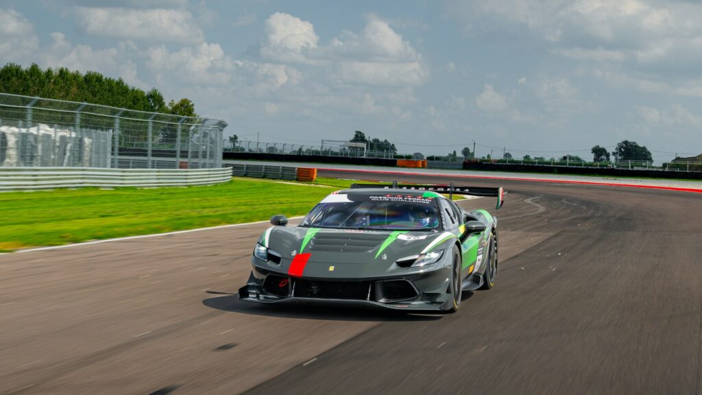Rossocorsa-Racing-6-Robb-Report-Italia