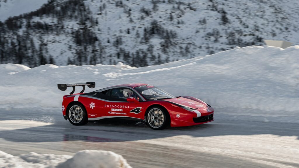 Rossocorsa-Racing-8-Robb-Report-Italia