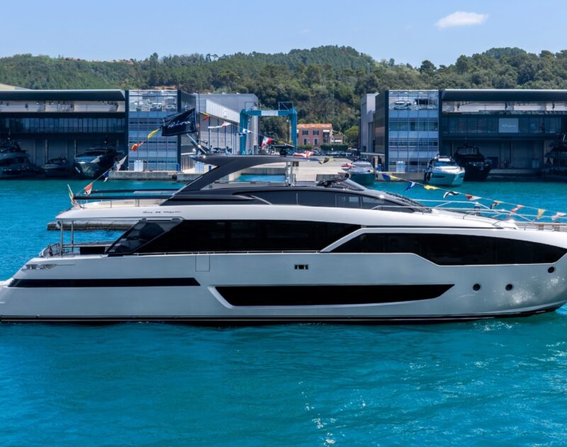 Riva-96-argo-super-1-Robb-Report-Italia