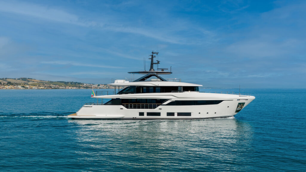 Navetta-35-1-Robb-Report-Italia